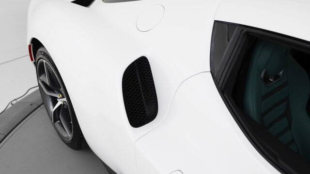 2023 296 GTB picture #10