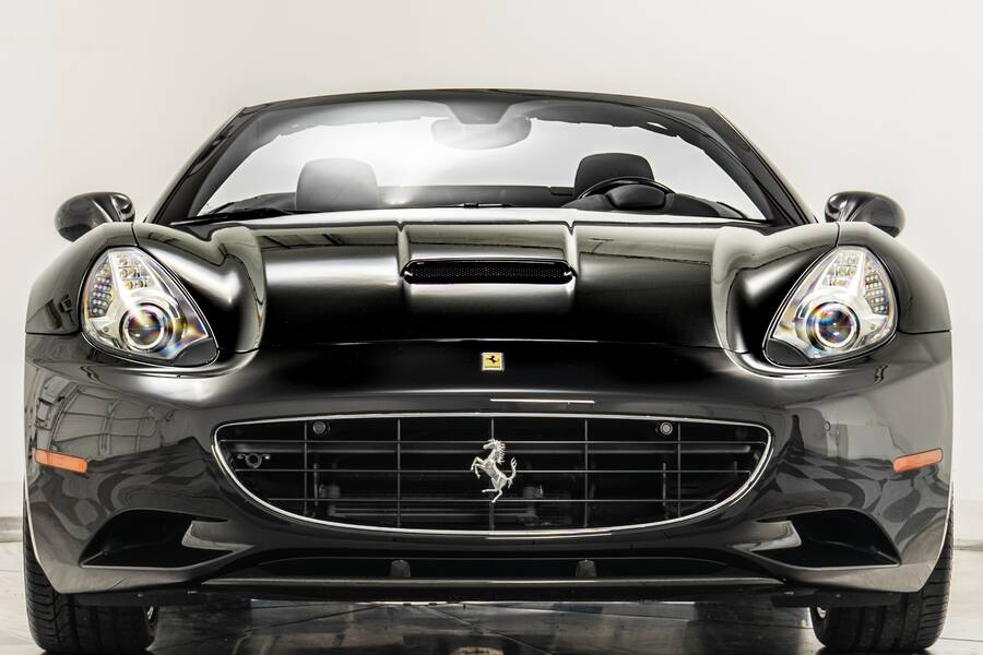 2011 California -Daytona Seats, Carbon Fiber Driving Zone, Carbon Dash Inserts picture #3