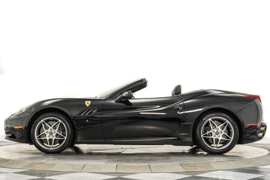 2011 California -Daytona Seats, Carbon Fiber Driving Zone, Carbon Dash Inserts picture #5
