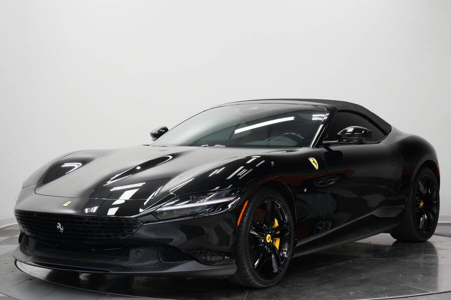 2025 Roma Spider -Carbon Fiber Interior Trim, Low Miles picture #4