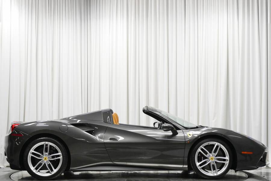2017 488 Spider -Ferrari Historical Color, Sport Exhaust, Daytona Seats picture #1