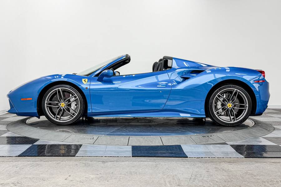 2018 488 Spider -Very Low Miles, Special Paint Color, Daytona Seats picture #5