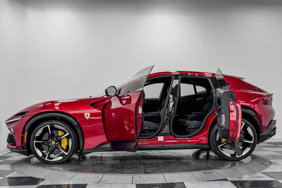 2026 Purosangue -4 Layer Paint Color, Panoramic Roof, Diamond Turned Wheels picture #5