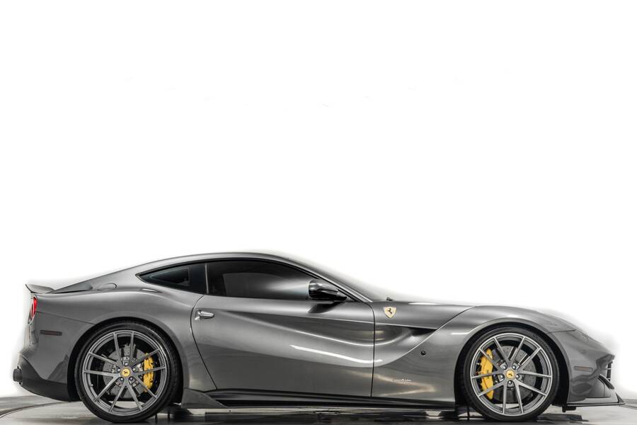 2016 F12berlinetta -Very Low Miles, Extensive Carbon Fiber And Alcantara Trim picture #1