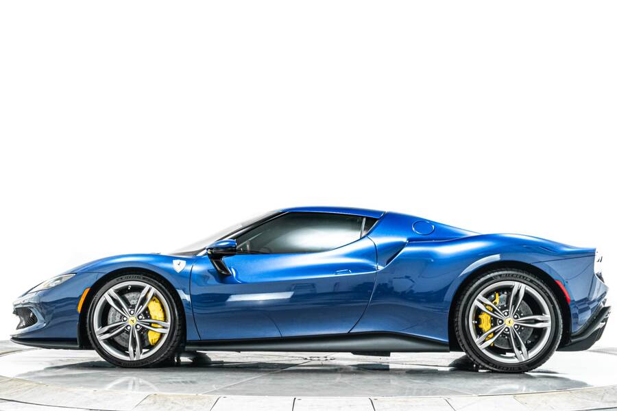 2024 296 GTB -968 Miles, Carbon Fiber Driving Zone, Passenger Display picture #5