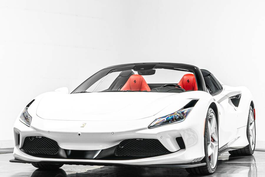 2023 F8 Spider -Low Miles, Two-Tone Paint, Carbon Driving Zone, Passenger Display picture #4