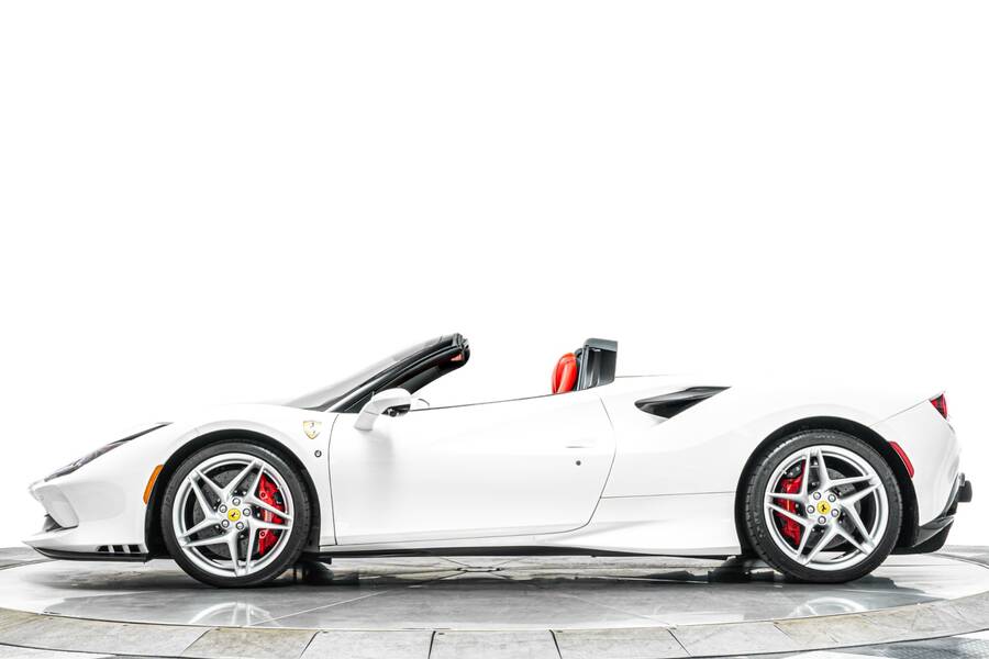 2023 F8 Spider -Low Miles, Two-Tone Paint, Carbon Driving Zone, Passenger Display picture #5