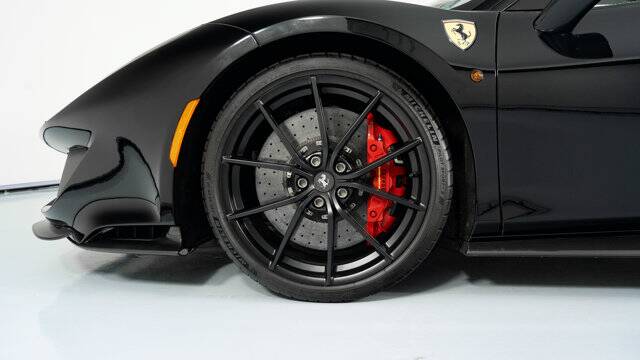 2020 488 Pista picture #9