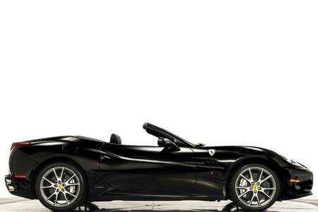 2012 California -Low Miles, Carbon Steering Wheel, Daytona Seats, Scuderia Shields picture #1