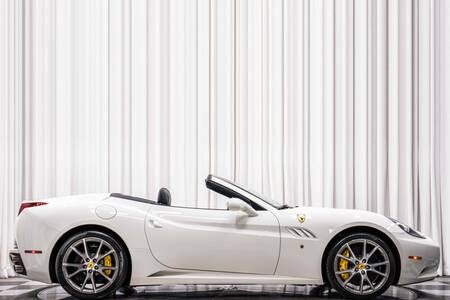 2014 California -Daytona Seats, Forged Wheels, Scuderia Shields, Contrast Stitching picture #1