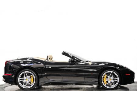 2015 California T- Diamond Quilted Seats, Carbon Fiber Driving Zone picture #1