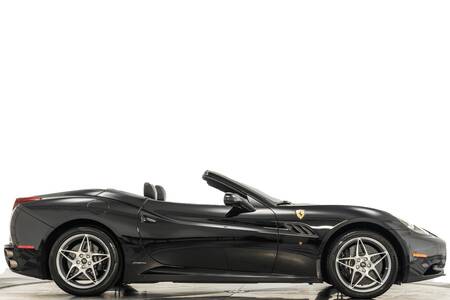 2011 California -Daytona Seats, Carbon Fiber Driving Zone, Carbon Dash Inserts picture #1