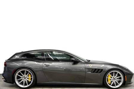 2018 GTC4Lusso V12 -Ferrari Historical Color, Novitec Wheels picture #1