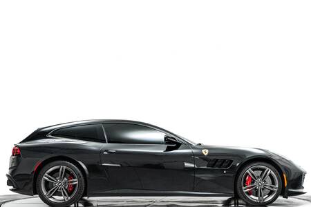 2019 GTC4Lusso -Daytona Seats, Panoramic Roof picture #1