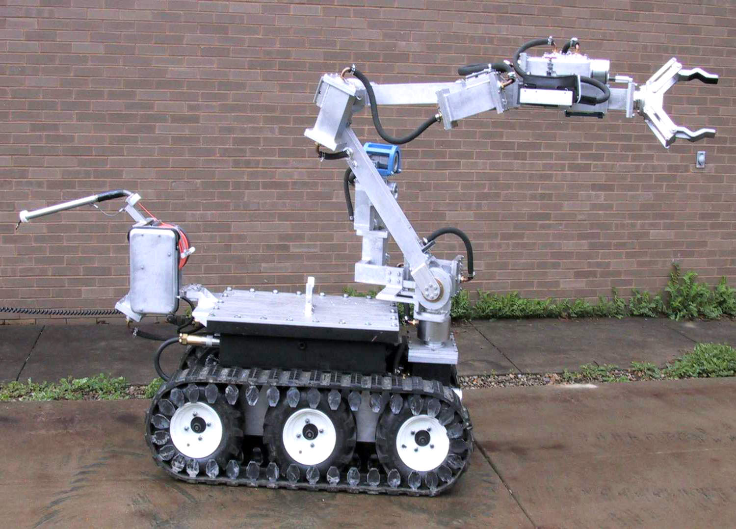 ANDROS_WolverineV2_Borehole_Robot.jpg