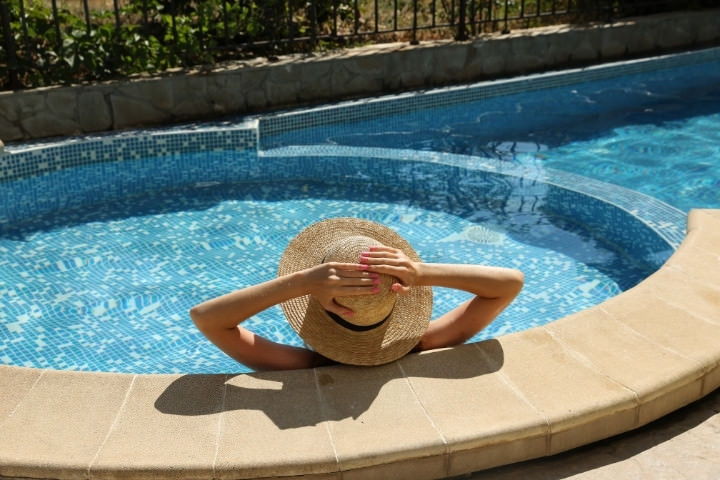 Houston backyard pool positioned for sun exposure and comfort