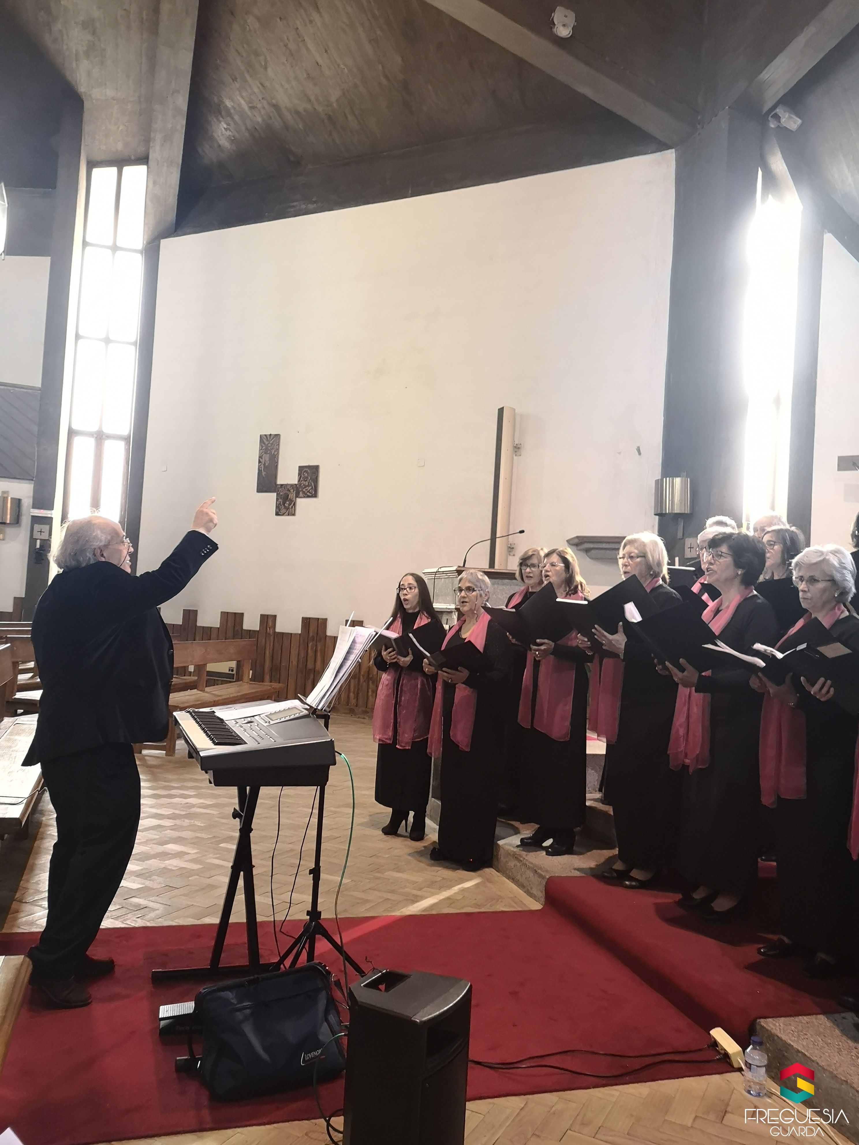 Concerto na Igreja de S&atilde;o Miguel pelo Grupo Coral “Pedras Vivas”
