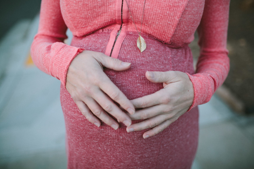 A Bun in the Oven – Photo by Let's Frolic Together