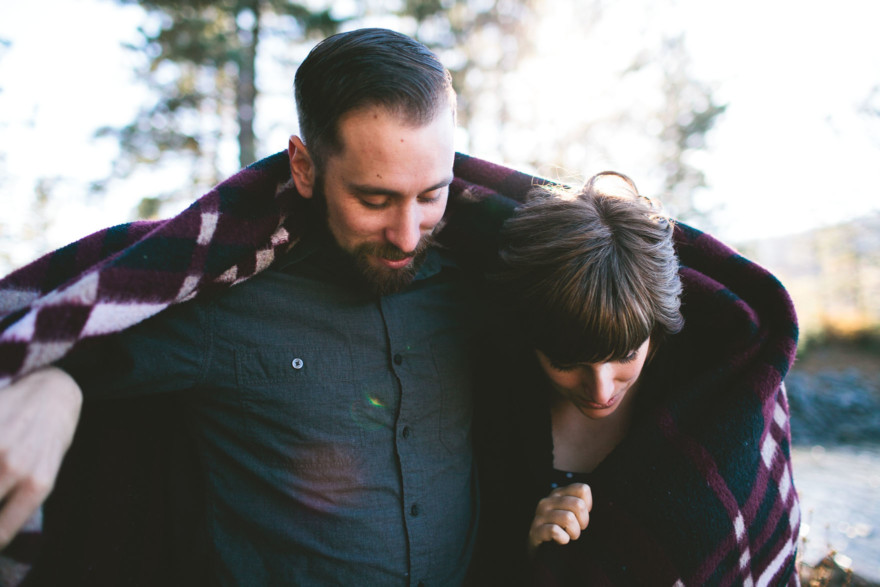 Cozy Loveboating at the Lake – Photo by Let's Frolic Together
