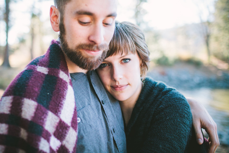 Cozy Loveboating at the Lake – Photo by Let's Frolic Together