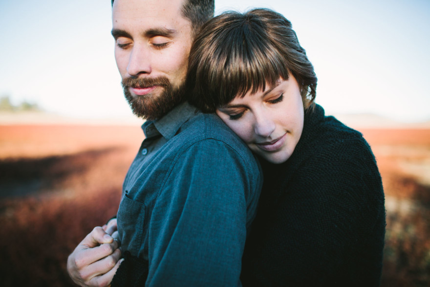 Cozy Loveboating at the Lake – Photo by Let's Frolic Together