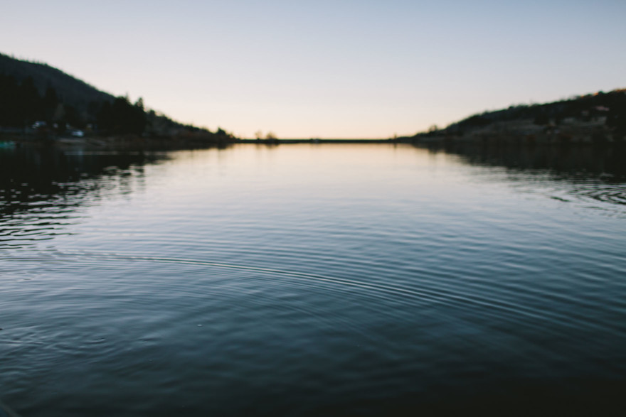 Cozy Loveboating at the Lake – Photo by Let's Frolic Together
