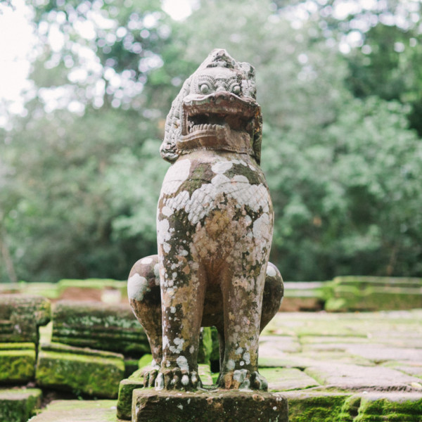 Tales from the Cambodian Temples &ndash; Photo by Let's Frolic Together