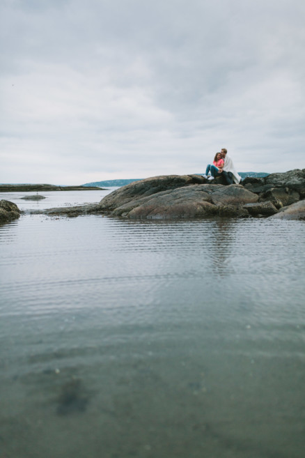 Norwegian Love at the Fjord – Photo by Let's Frolic Together