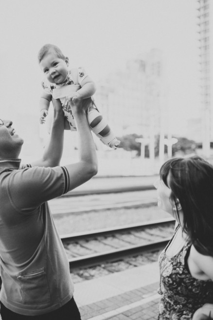 Embracing the Flow of Family – Photo by Let's Frolic Together