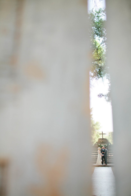 Tender Vintage Woodland Nuptials – Photo by Let's Frolic Together