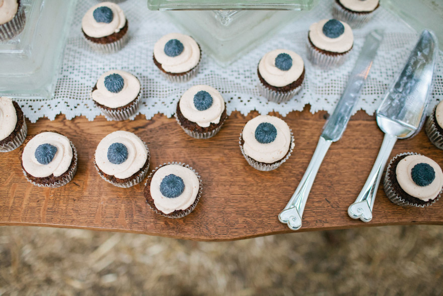 Tender Vintage Woodland Nuptials – Photo by Let's Frolic Together