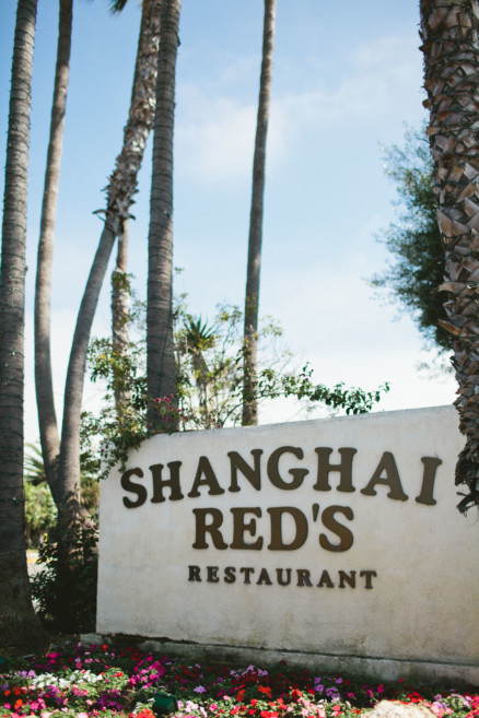 A Colorful Wayfarers Wedding by the Sea – Photo by Let's Frolic Together