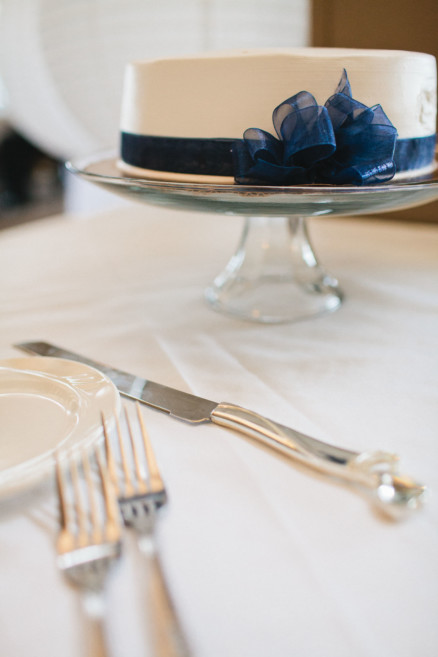 A Colorful Wayfarers Wedding by the Sea – Photo by Let's Frolic Together