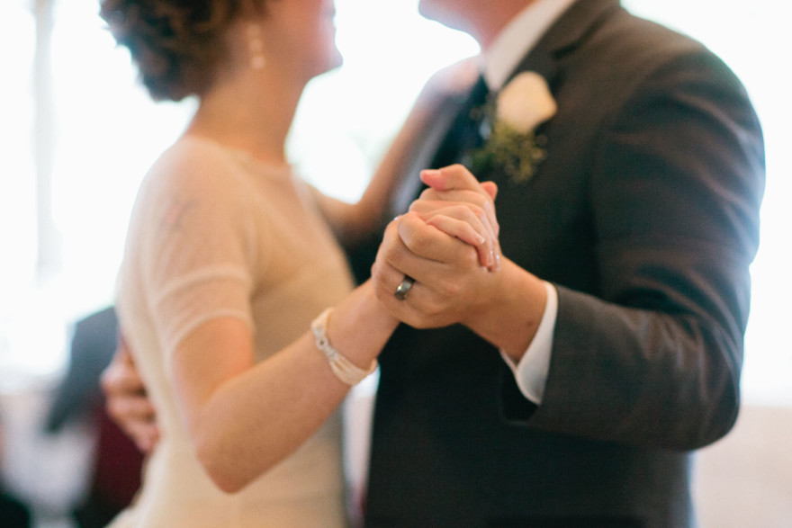 A Colorful Wayfarers Wedding by the Sea – Photo by Let's Frolic Together
