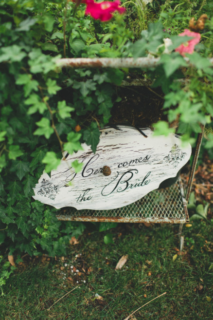 Vintage School house Wedding – Photo by Let's Frolic Together