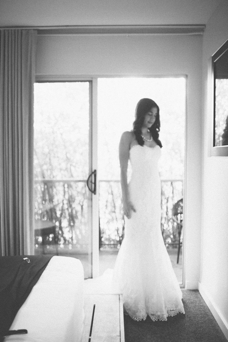 A Glam Midcentury Celebration – Photo by Let's Frolic Together