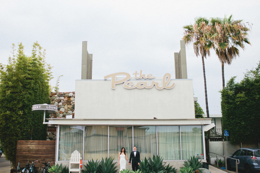A Glam Midcentury Celebration – Photo by Let's Frolic Together