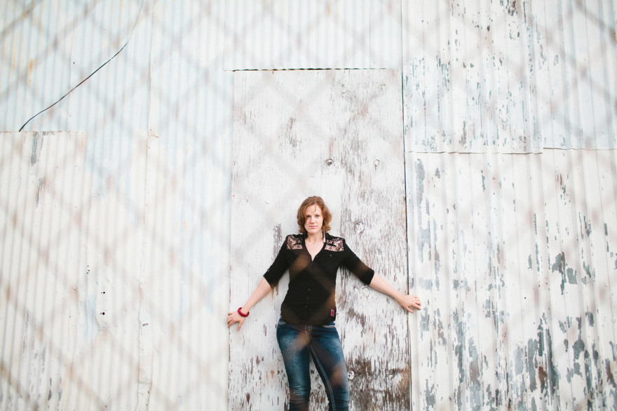What Do I Do With My Hands? – Photo by Let's Frolic Together