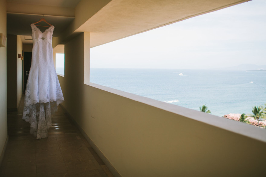 Intimate Rustic Mexican Beach Wedding – Photo by Let's Frolic Together