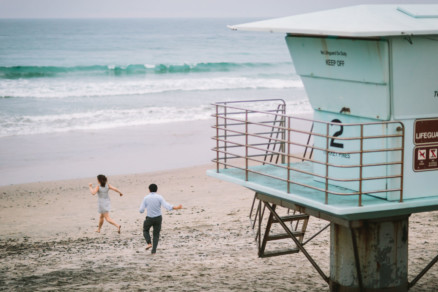 A Silly Seaside Engagement – Photo by Let's Frolic Together
