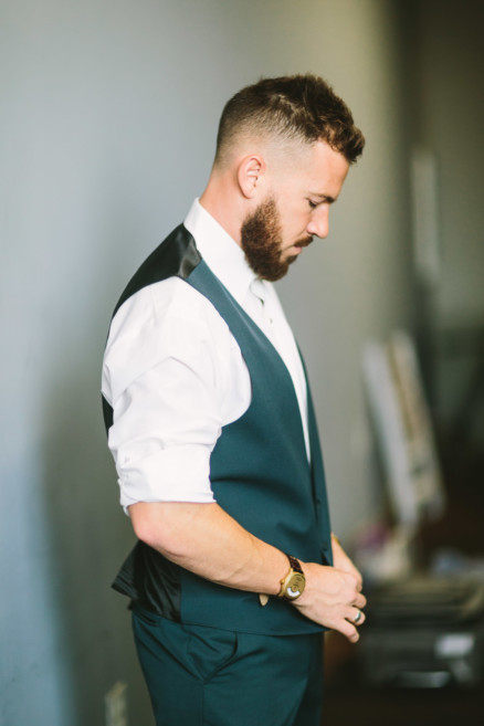 Big Fake Wedding LA at 440 Seaton – Photo by Let's Frolic Together