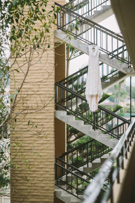 Misty Surf & Sand Resort Wedding – Photo by Let's Frolic Together