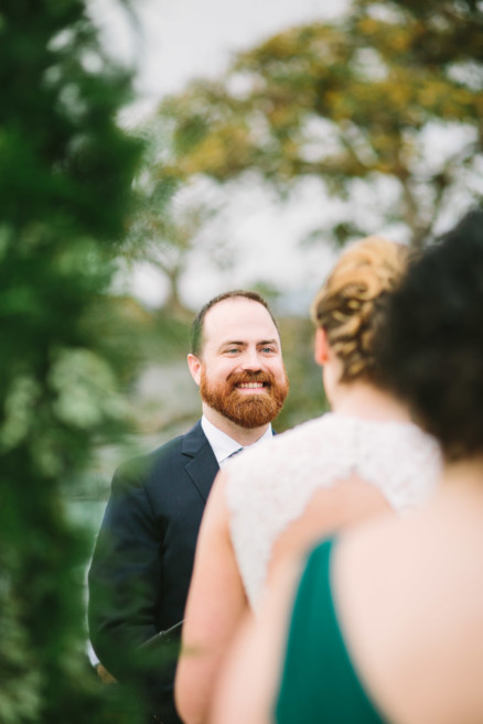 Misty Surf & Sand Resort Wedding – Photo by Let's Frolic Together