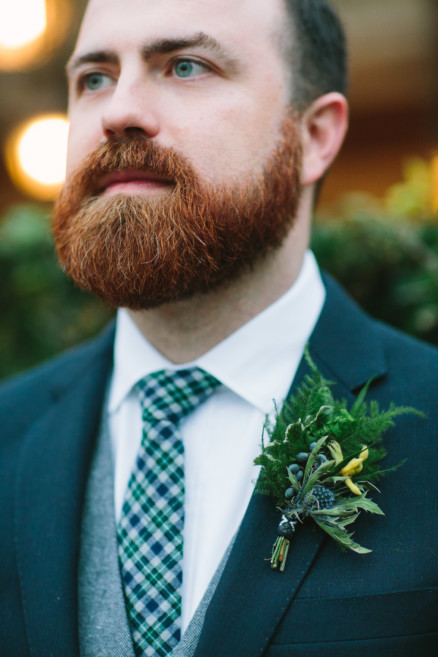 Misty Surf & Sand Resort Wedding – Photo by Let's Frolic Together