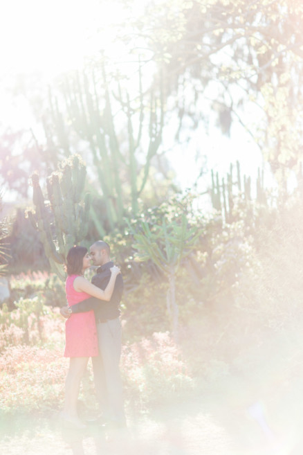 A Pink Picnic at Balboa Park – Photo by Let's Frolic Together