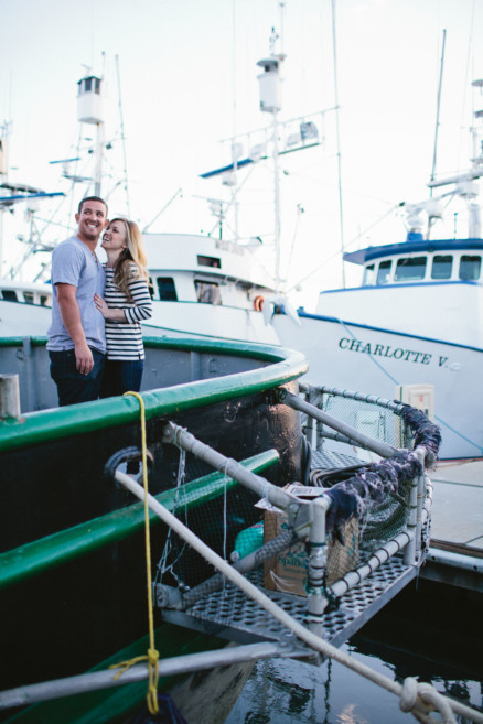 Seaside Love – Photo by Let's Frolic Together