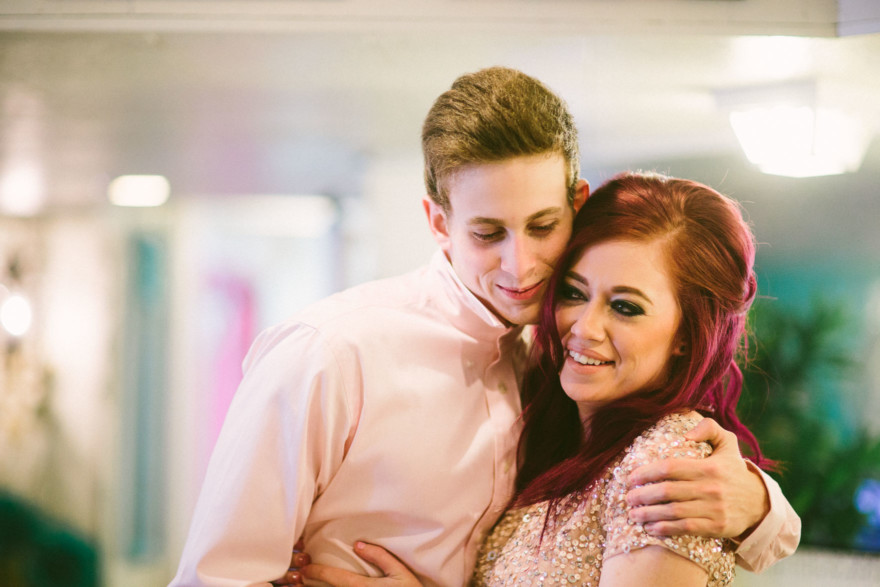 Elvis Wedding at the Little Vegas Chapel – Photo by Let's Frolic Together