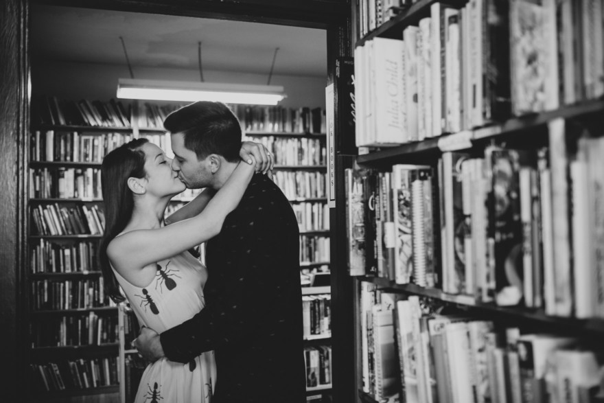 Drinks, Books, and All the Fun – Photo by Let's Frolic Together