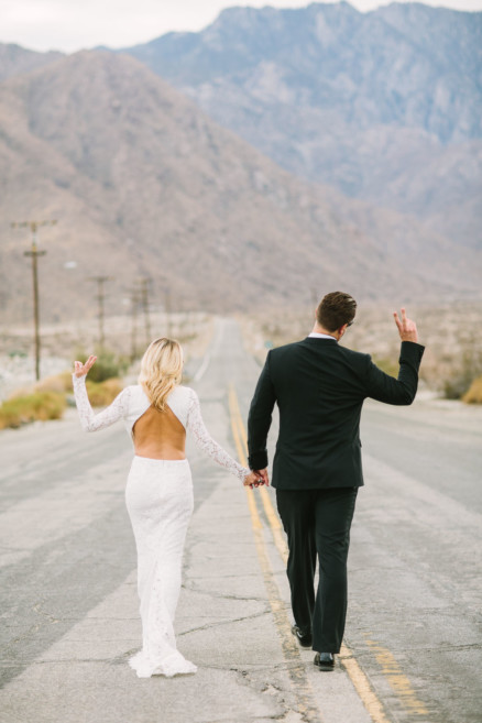 Modern Glam Palm Springs Wedding – Photo by Let's Frolic Together