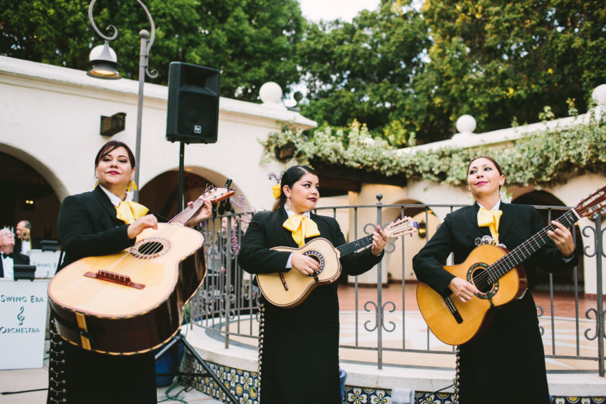 Garden Feels Fiesta – Photo by Let's Frolic Together